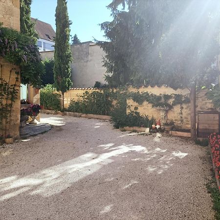 Les Chambres D'Hotes Chez Alisa Et Daniel Sarlat-la-Canéda Exterior foto