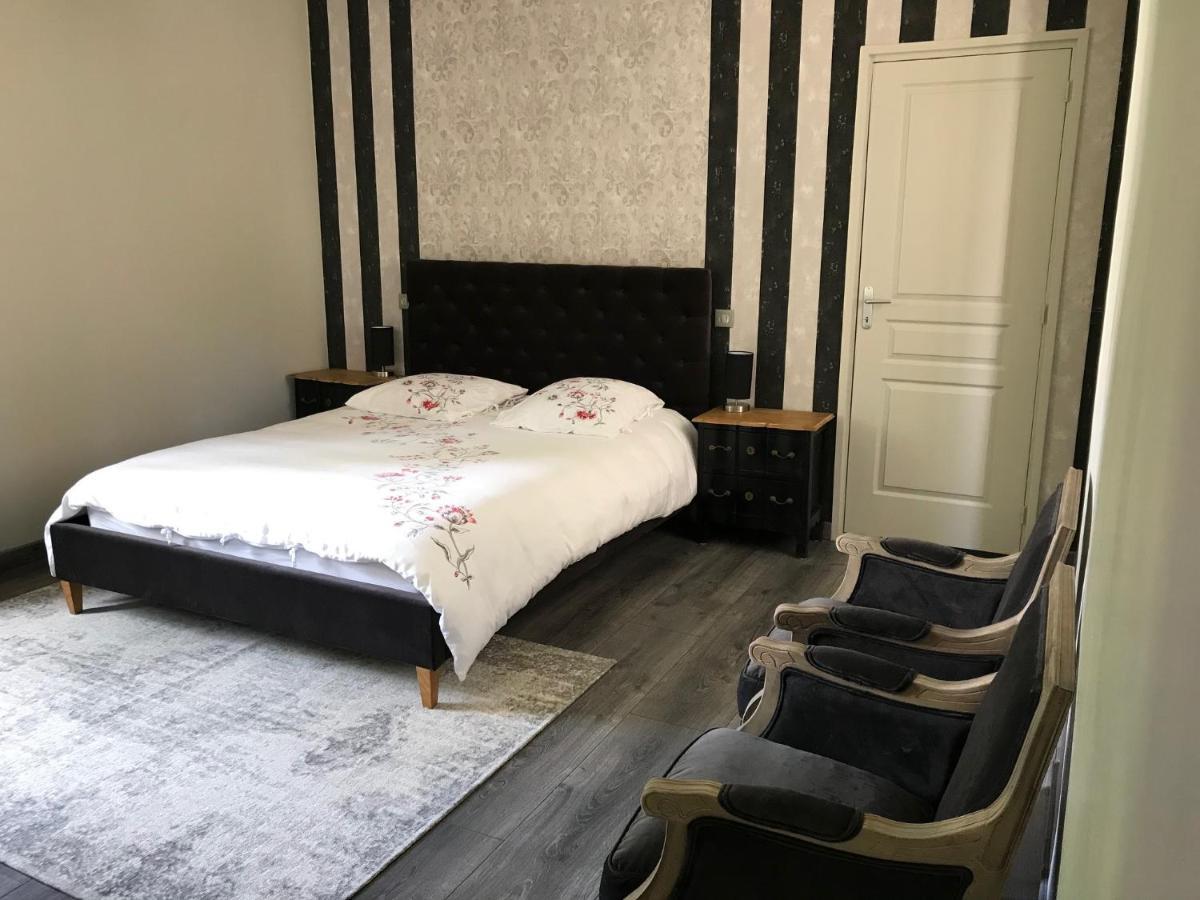Les Chambres D'Hotes Chez Alisa Et Daniel Sarlat-la-Canéda Exterior foto
